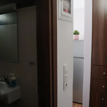 Beautiful Sweet Brown In The Center * Loutráki