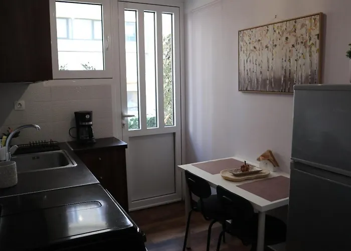 Beautiful Sweet Brown In The Center