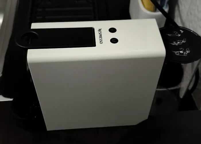 Beautiful Sweet Brown In The Center 루트라키